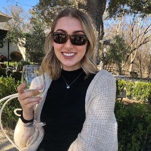 Meet your Posher, Morgan